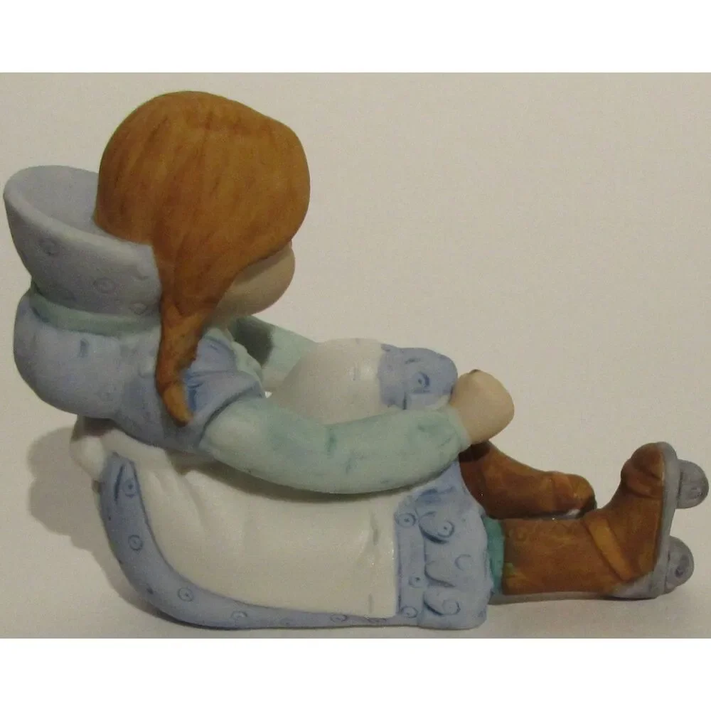 Holly Hobbie Merrily rolling along series X Figurine fine porcelain roller skate